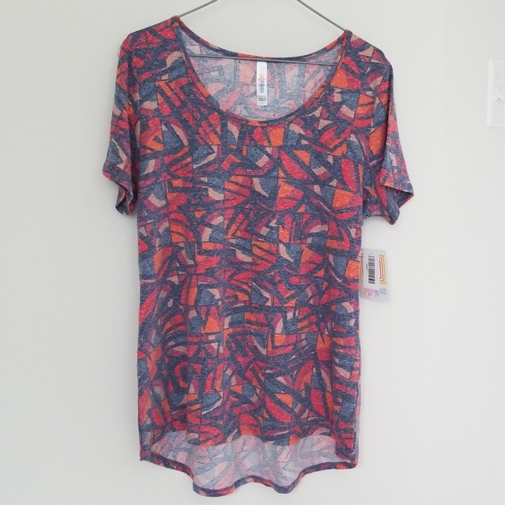 NWT Large Lularoe Classic T Top